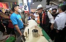 Digitalisasi Pasar Sukatani, Ridwan Kamil: Keren, Sudah Bayar Pakai QRIS