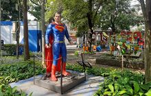 Asyiknya Bermain Sambil Mengenal Tokoh Pahlawan di Taman Superhero